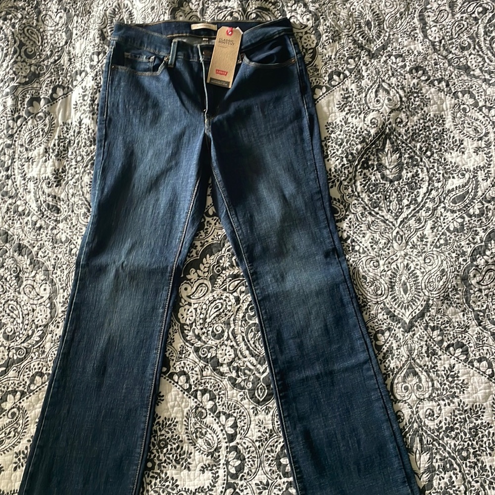 Levi’s Sculpt Hypersoft Jeans